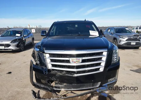 2016 Cadillac Escalade Esv Premium Collection z USA, uszkodzony, nr VIN 1GYS4JKJ1GR166049